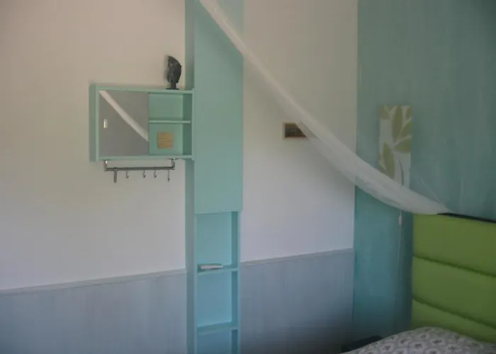 Alojamento de Acomodação e Pequeno-almoço Casa Das Andorinhas *